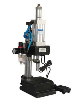 影響液壓鉚接機銷售價格的因素有哪些?