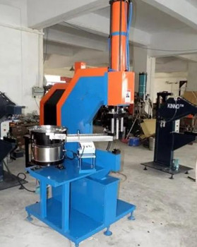 為什么會出現液壓鉚接機鉚偏的情況?